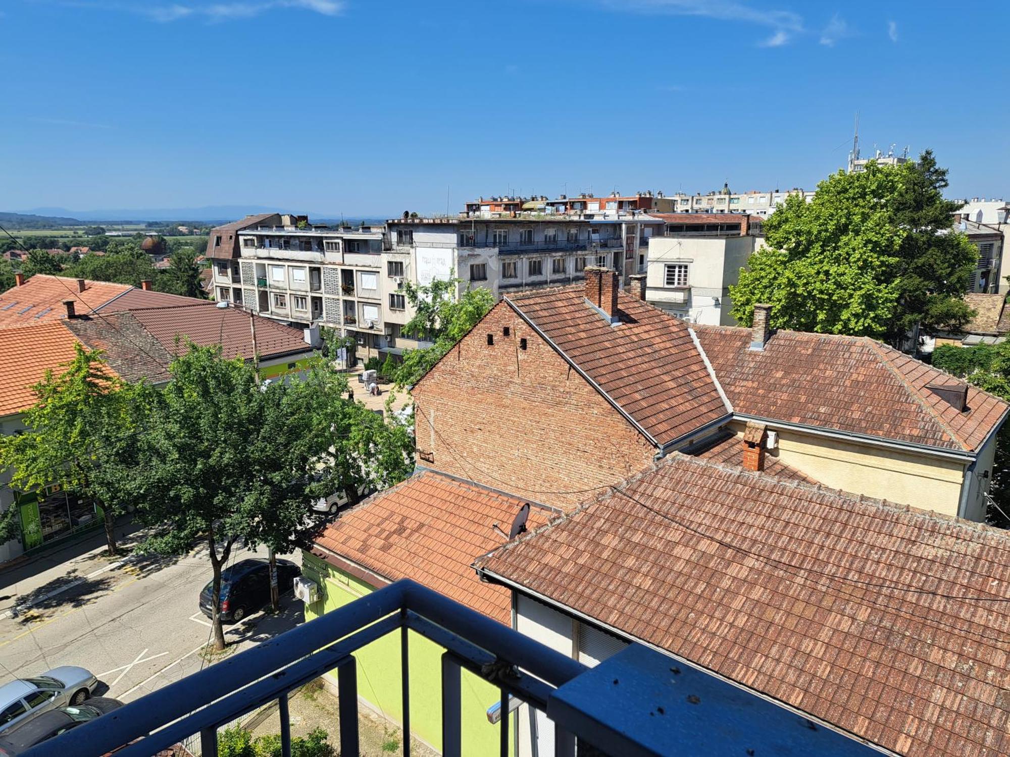 Centar V